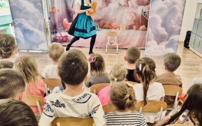 “Podróż w chmurach” –  spektakl teatralny.